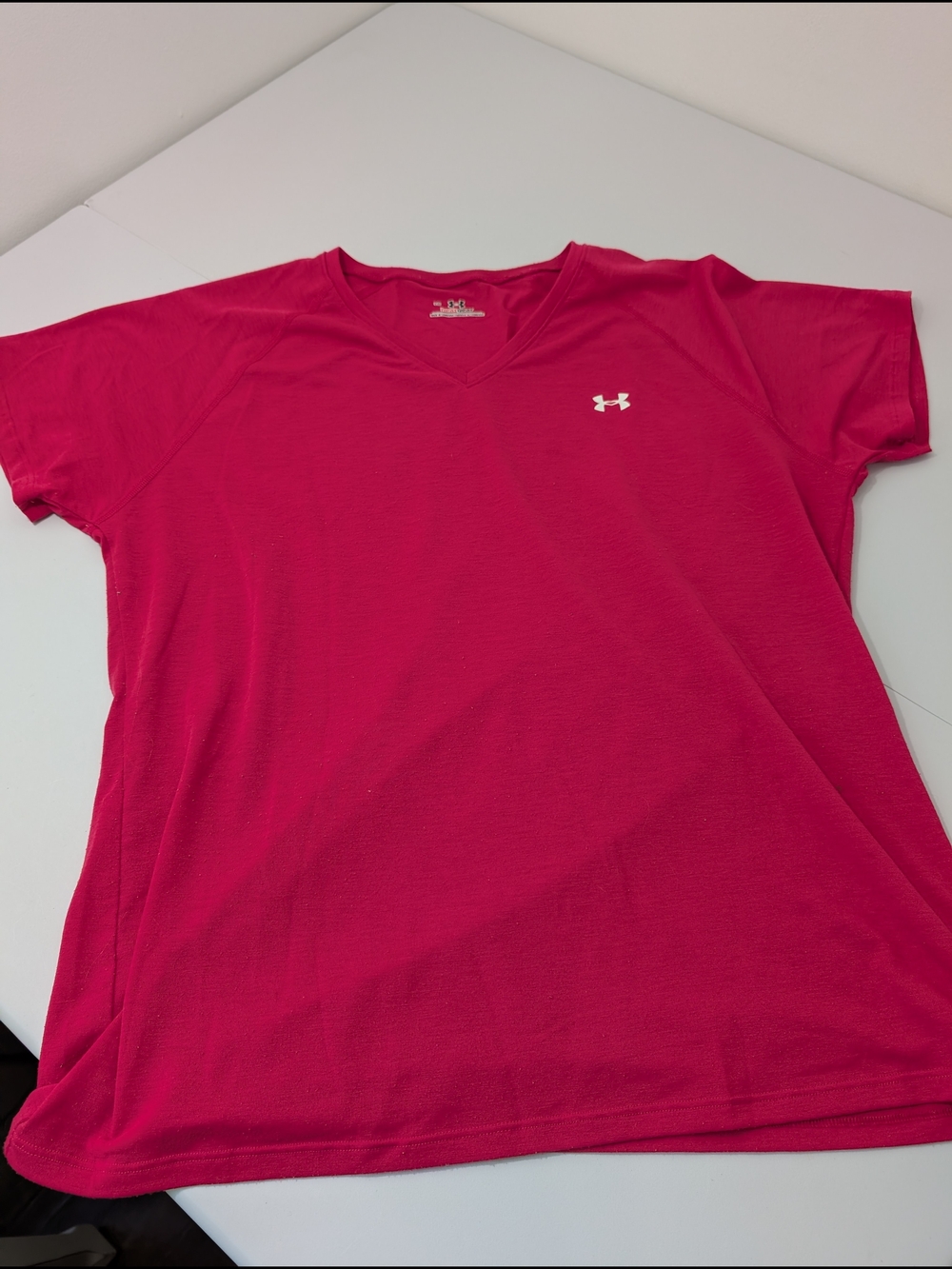 LG Women’s V-Neck Short Sleeve Tee in Bright Pink